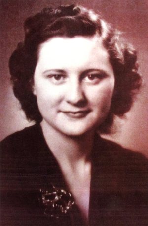 Esther Eleanor Homme